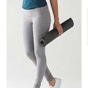 Lululemon wonder under pant 111